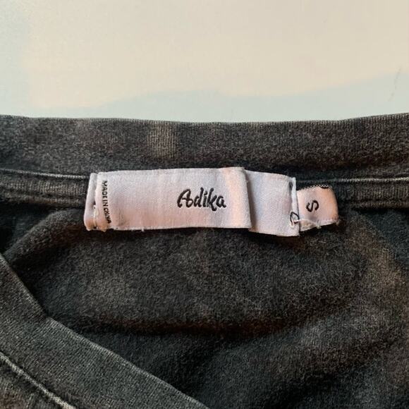 Adika Black Cropped Speedbabe Rockville T-Shirt with Pink Car - Picture 4 of 10